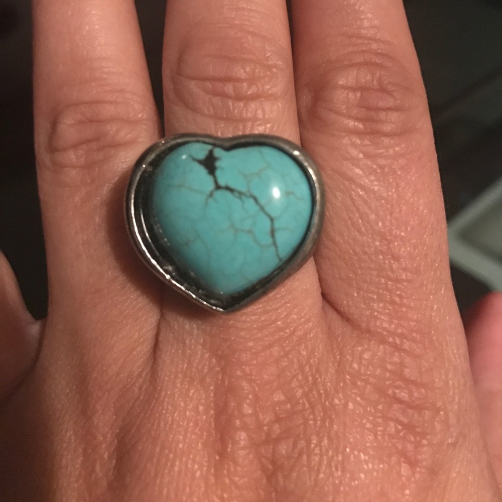 Turquoise heart fashion ring